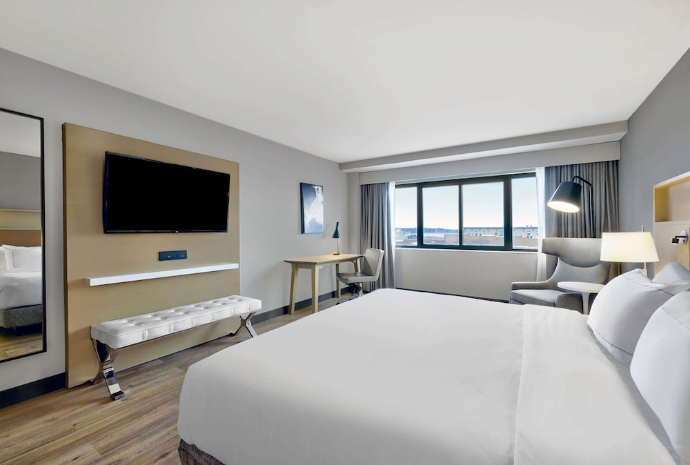 DoubleTree by Hilton Davenport - photo 63