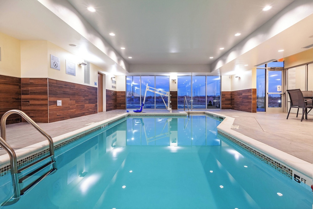 Fairfield Inn & Suites by Marriott Tulsa Catoosa - photo 18