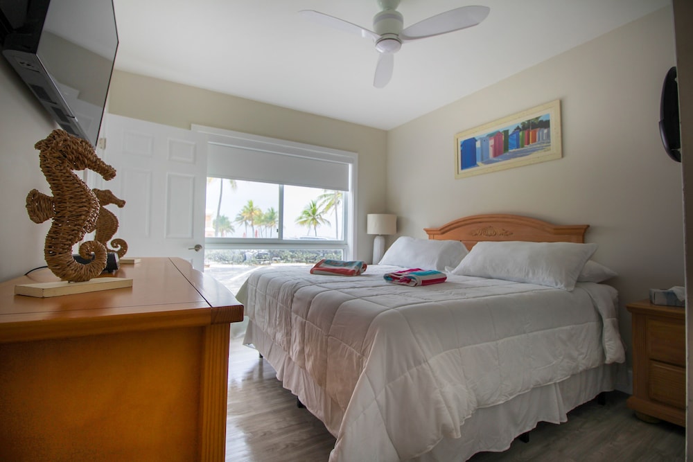 Shore View Hotel - photo 2