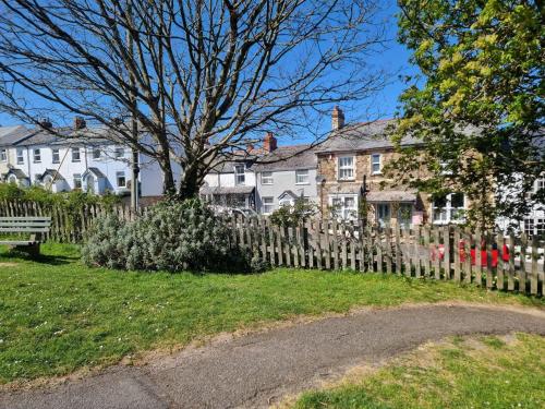 Cosy Cottage in a quaint village in North Devon. — 4-Star Luxury Hotel in Bideford, United Kingdom