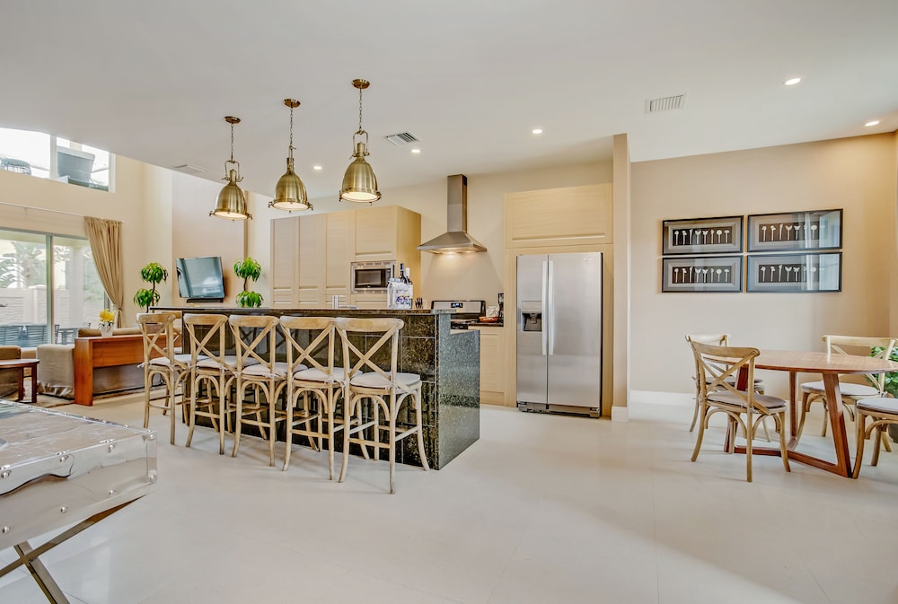 Modern Magic Village Resort Townhome - photo 13