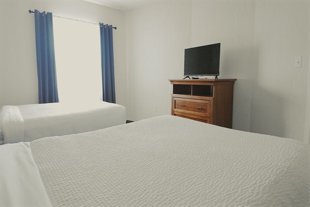 Host Inn All Suites - photo 11