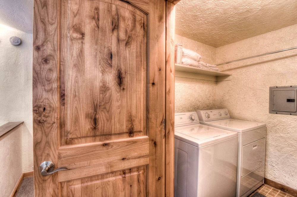 Brockway Springs Lodge - photo 31