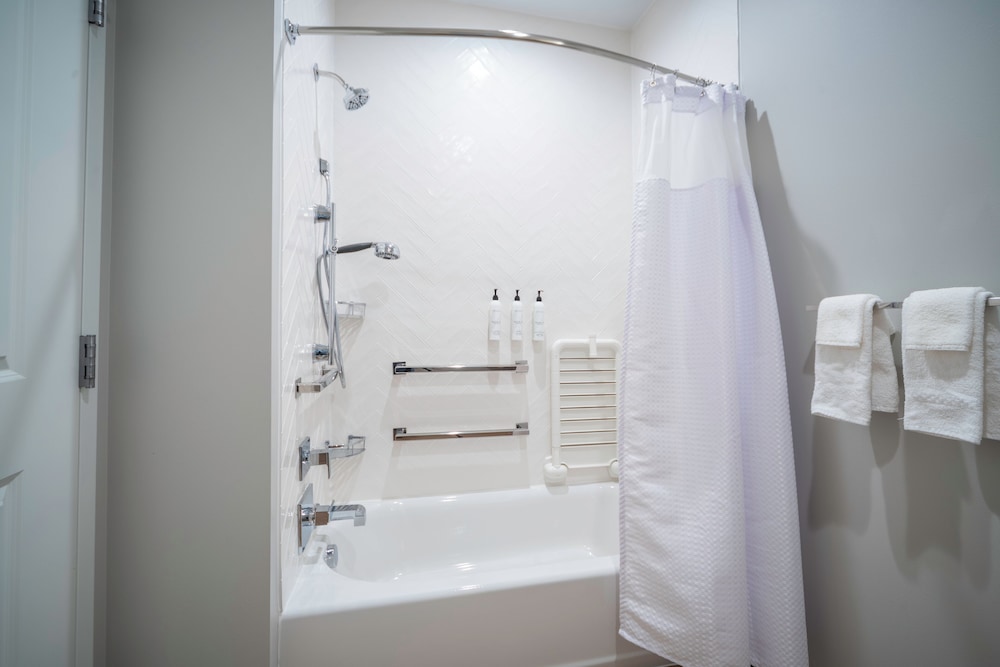 Towneplace Suites By Marriott Louisville Downtown - photo 20