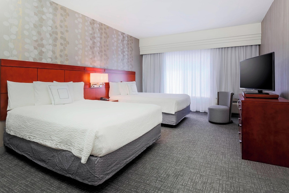 Courtyard by Marriott Dallas Arlington South - photo 13