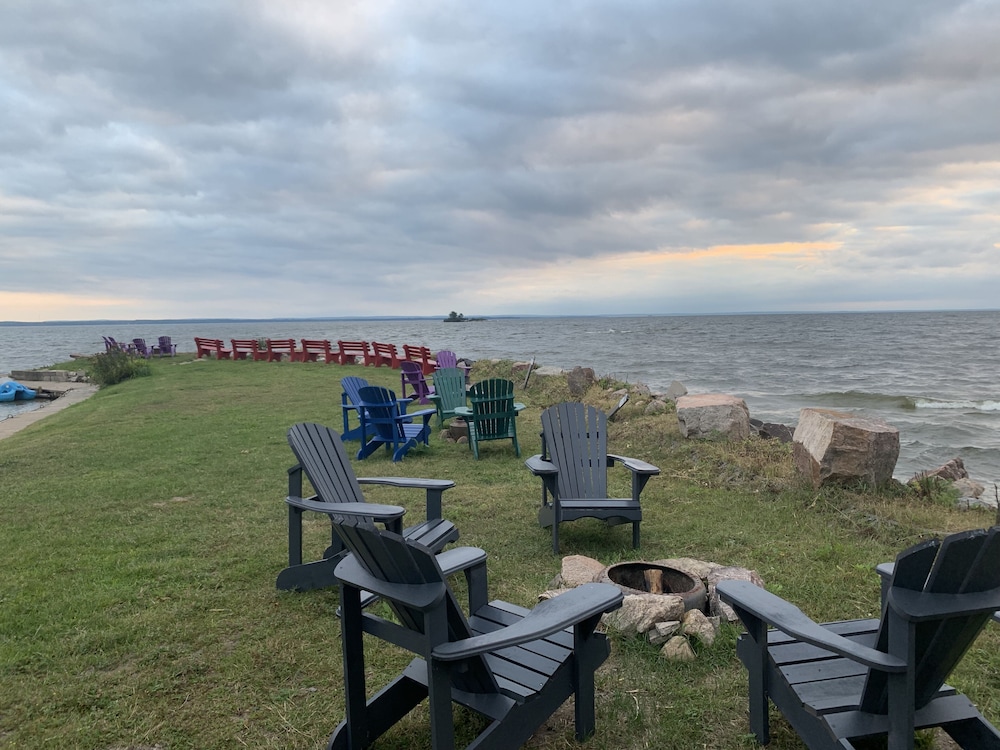 Glen Garry Motel and Cottages — hotel in North Bay