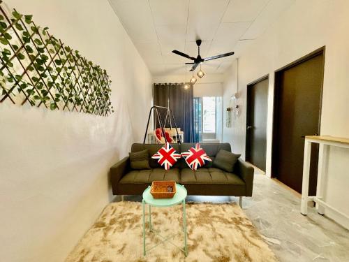 Home41#6pax#netflix#NearIconCity&AeonAlma in Bukit Mertajam, Malaysia