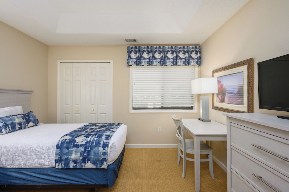 Coral Reef Resort - photo 10