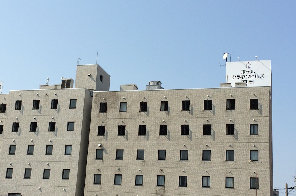 Hotel Crown Hills Takaoka — Takaoka