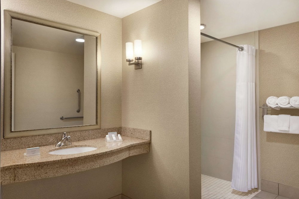 Hilton Garden Inn Minneapolis Downtown - photo 21