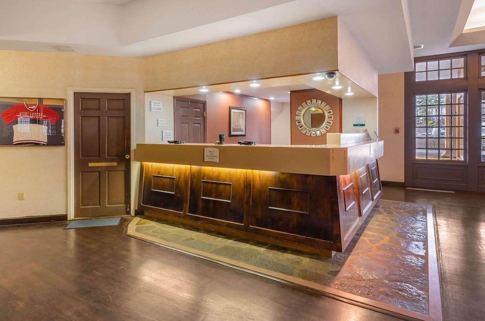Quality Inn Radford West Blacksburg I 81 - photo 8