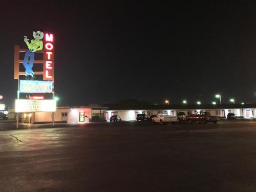 Western Holiday Motel - featured photo