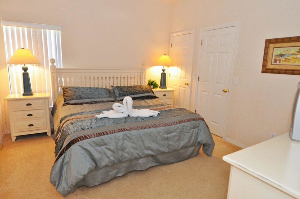 High Grove Resort 113 VSPWJGIS Four Bedroom House - photo 6