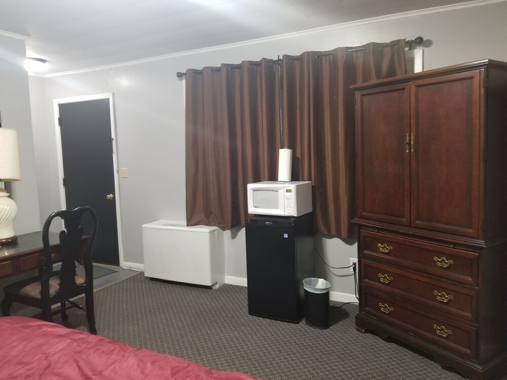 Fiesta City Motel - photo 28