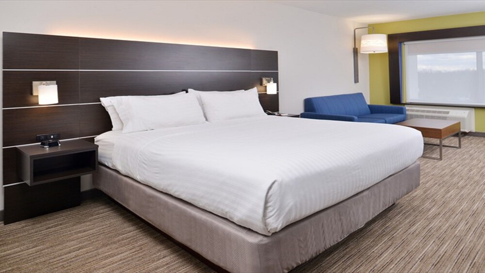 Holiday Inn Express & Suites Parkersburg East by IHG - photo 9