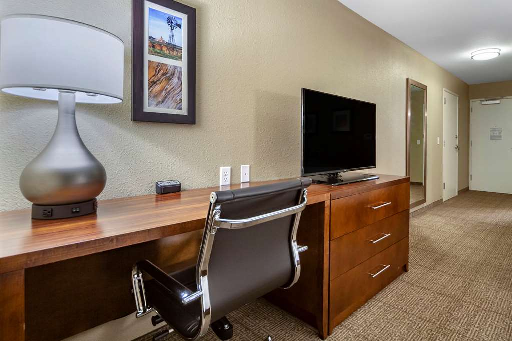 Comfort Inn & Suites Sidney I 80 - photo 10