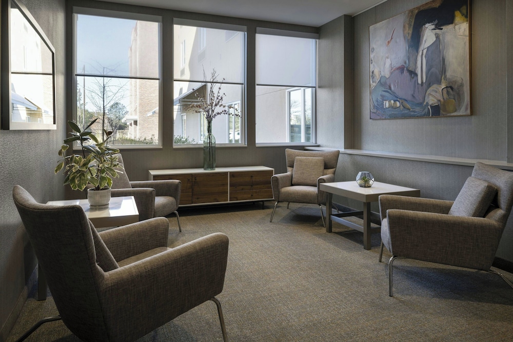 Hotel Vista Sierra in Auburn, United States