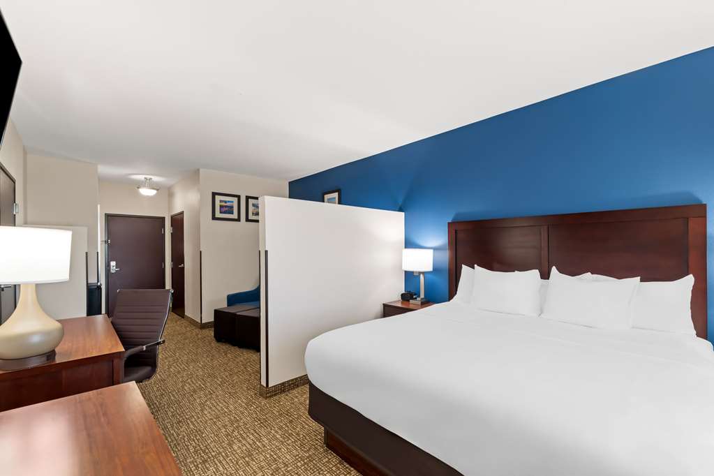 Comfort Inn & Suites Near Lake Lewisville - photo 16