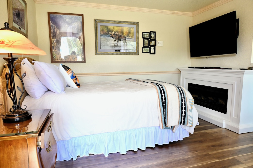 Yellowstone Gateway Inn - photo 76
