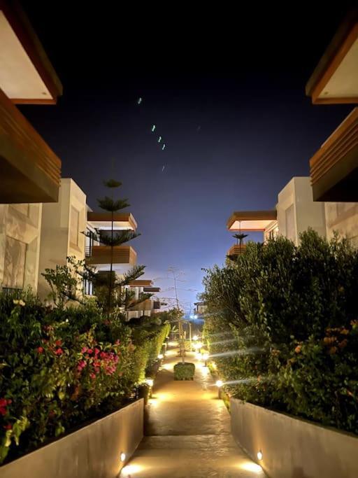Luxury 3 Bedroom 3 Bathroom Apartment with Pool — Dar Bouazza — photo 5