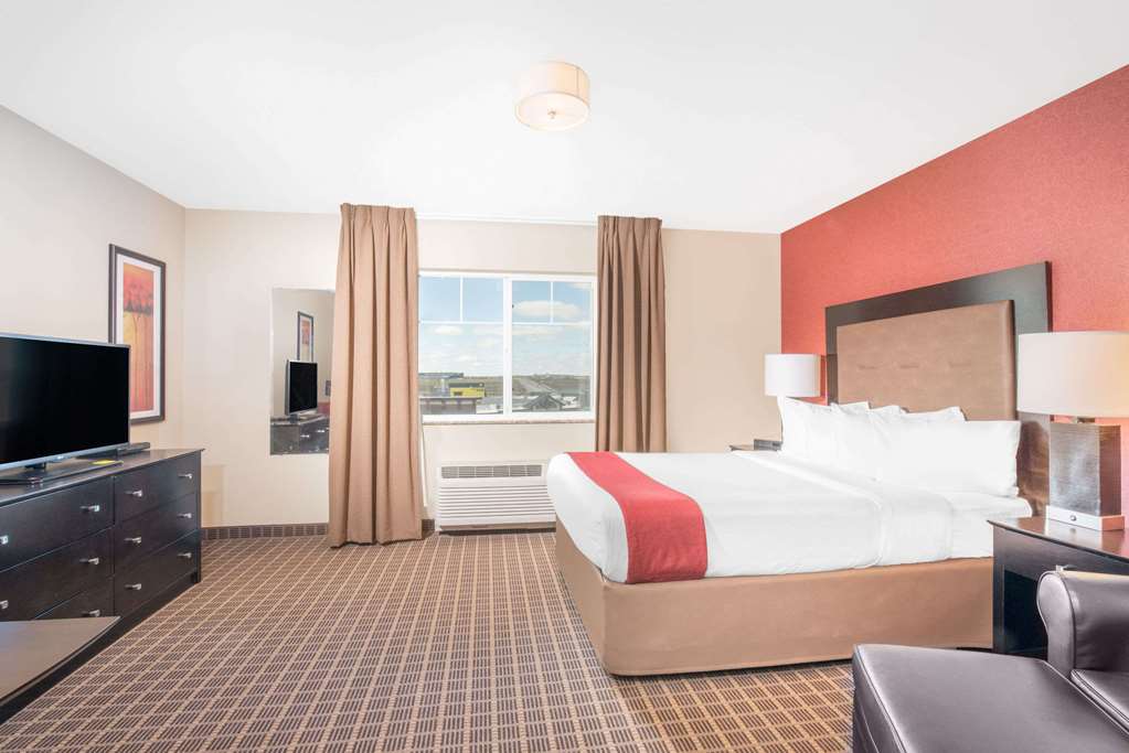 Hawthorn Extended Stay by Wyndham Dickinson - photo 13