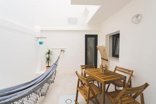 Best Houses 100 Point Break 12 — 4-Star Luxury Hotel in Peniche, Portugal