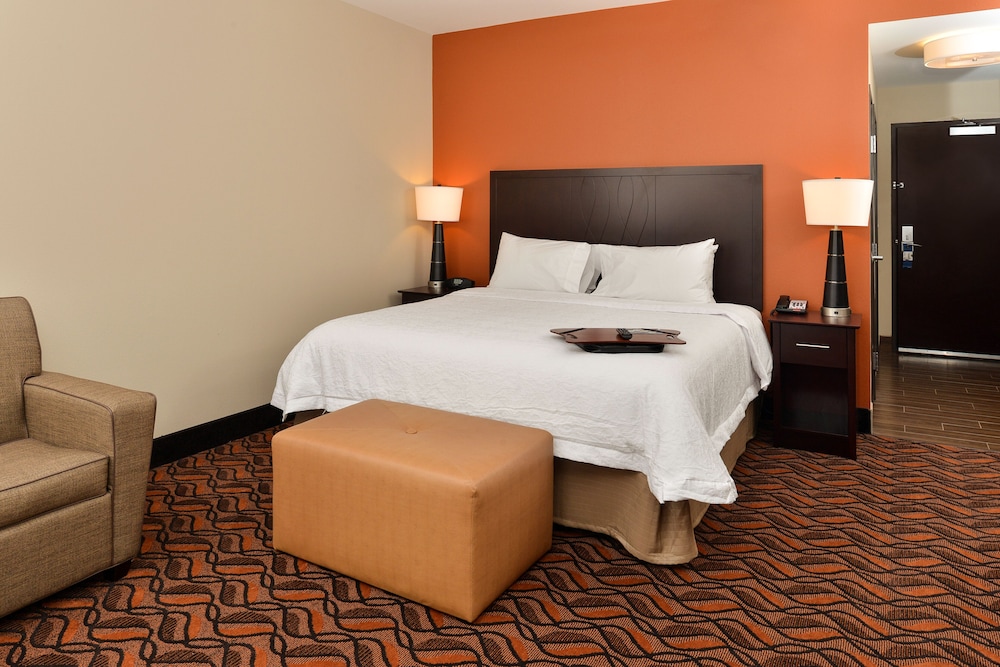 Hampton Inn & Suites Harvey New Orleans West Bank - photo 3