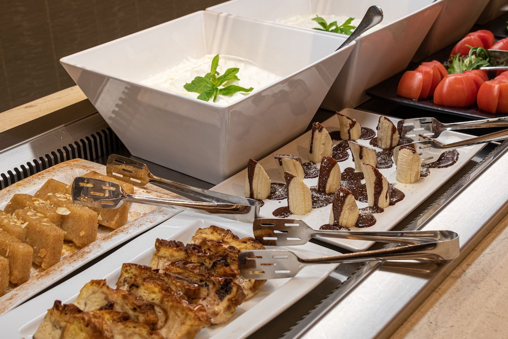 מזון ומשקאות