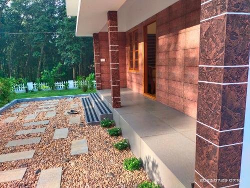 Merlys Fruit Garden Resort at Thattekkad — hotel in Kotamangalam