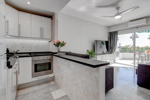 Apartament Altamira in Adeje, Spain