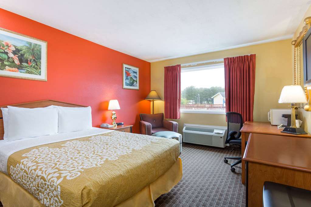 Days Inn by Wyndham Chincoteague Island - photo 11