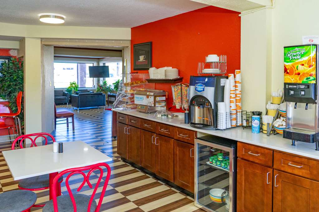 Park Inn by Radisson Weldon Roanoke Rapids - photo 24