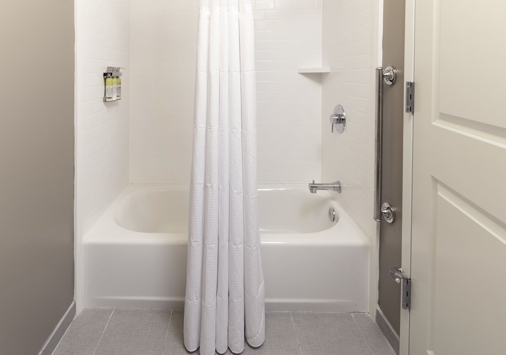 Staybridge Suites Montgomery Downtown by IHG - photo 15