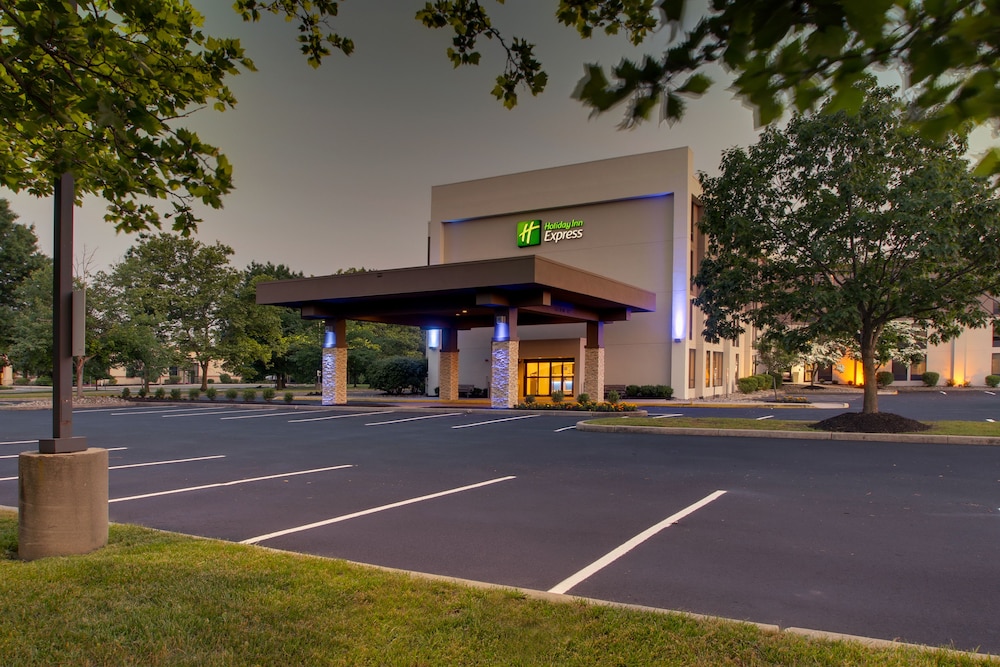 Holiday Inn Express Voorhees Mt. Laurel by IHG - photo 24