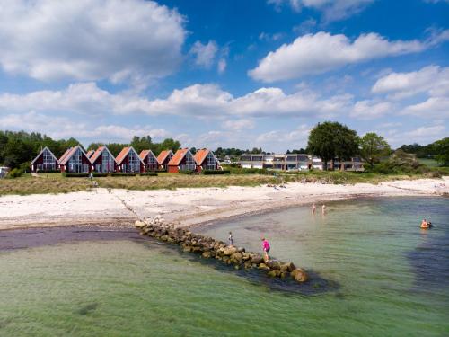 Ocean 2 - carbon neutral hotel in Unknown City