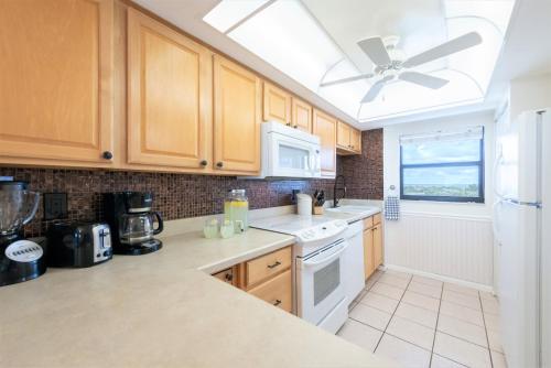 Canaveral Towers 401 - photo 98