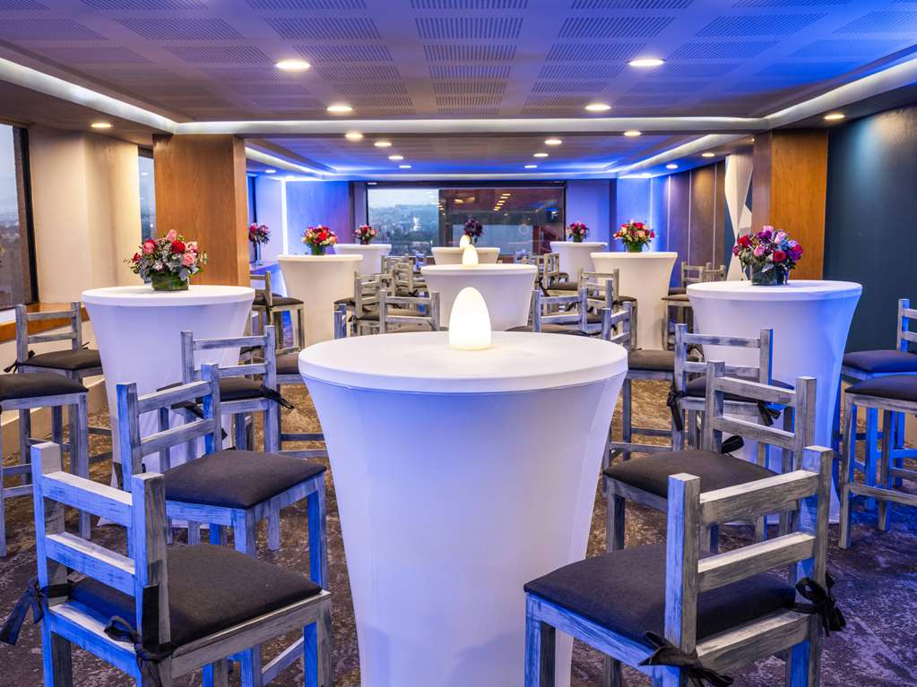 Galeria Plaza Reforma Salon Hamburgo
