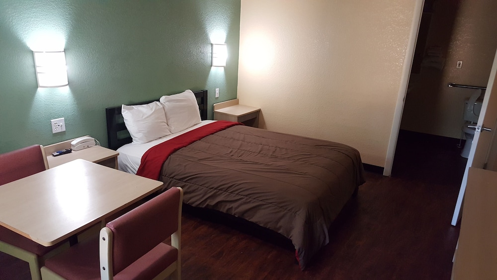 Mentor Home Inn - photo 7