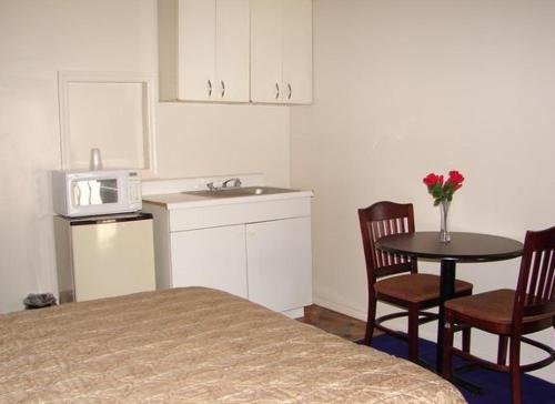Swiss Motel - photo 6
