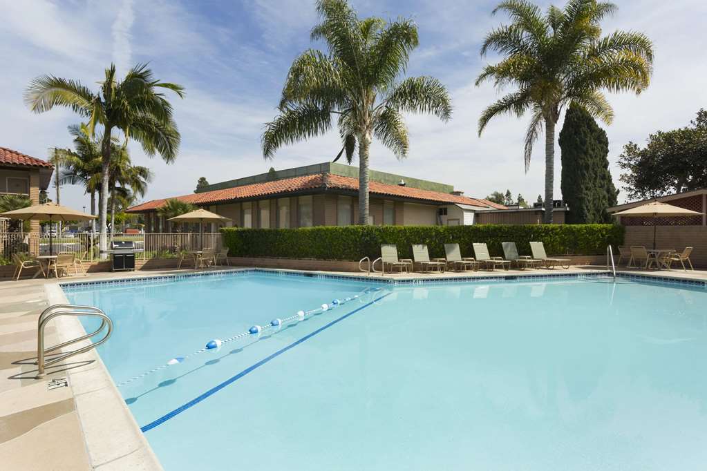 Travelodge by Wyndham Orange County Airport Costa Mesa - photo 27
