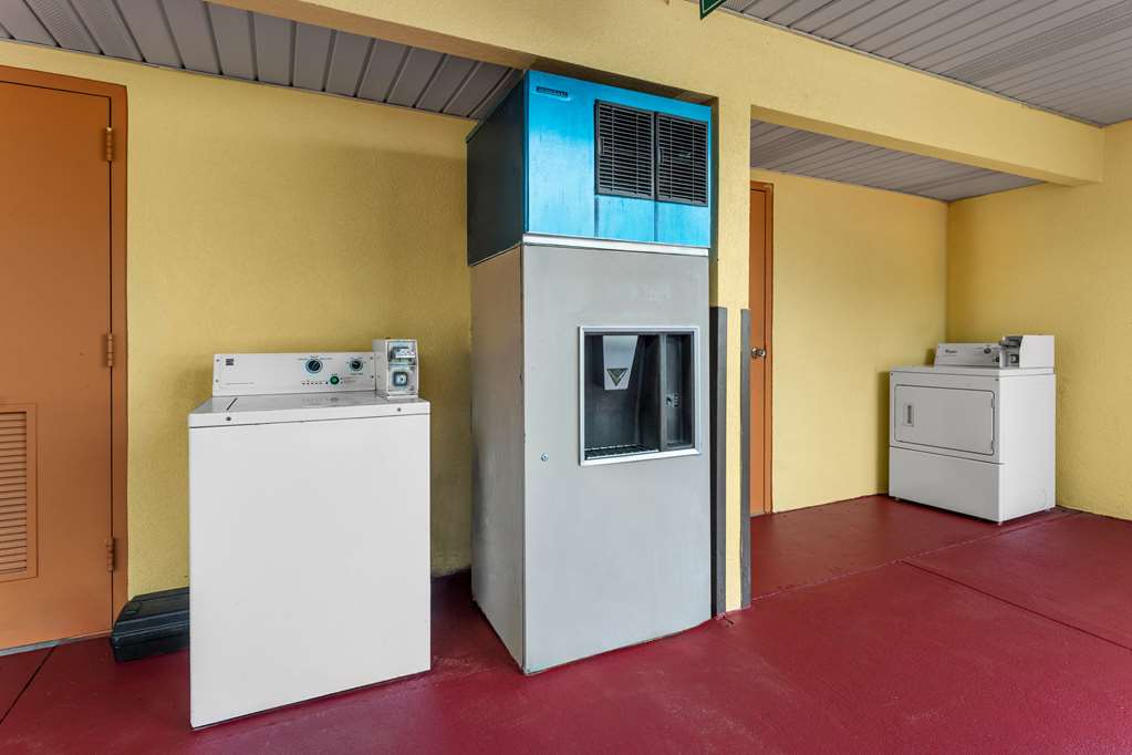 Americas Best Value Inn Montezuma - photo 26