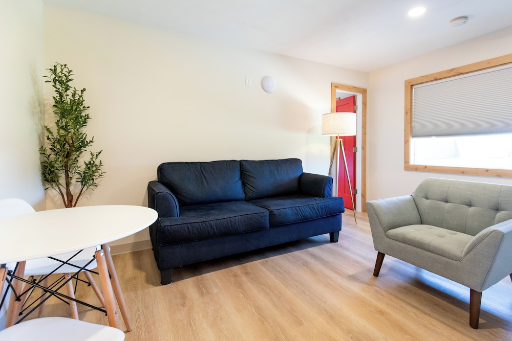 Explorer Rest & Recreation - photo 49