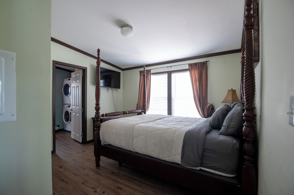 Swan Lake Resort Rentals - photo 47