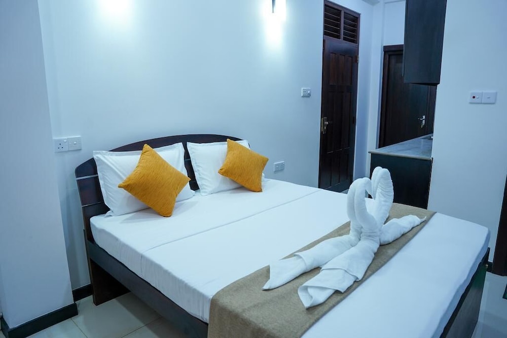 Green Eye Apartment & Hotel in Dehiwala-Mount Lavinia, Sri Lanka