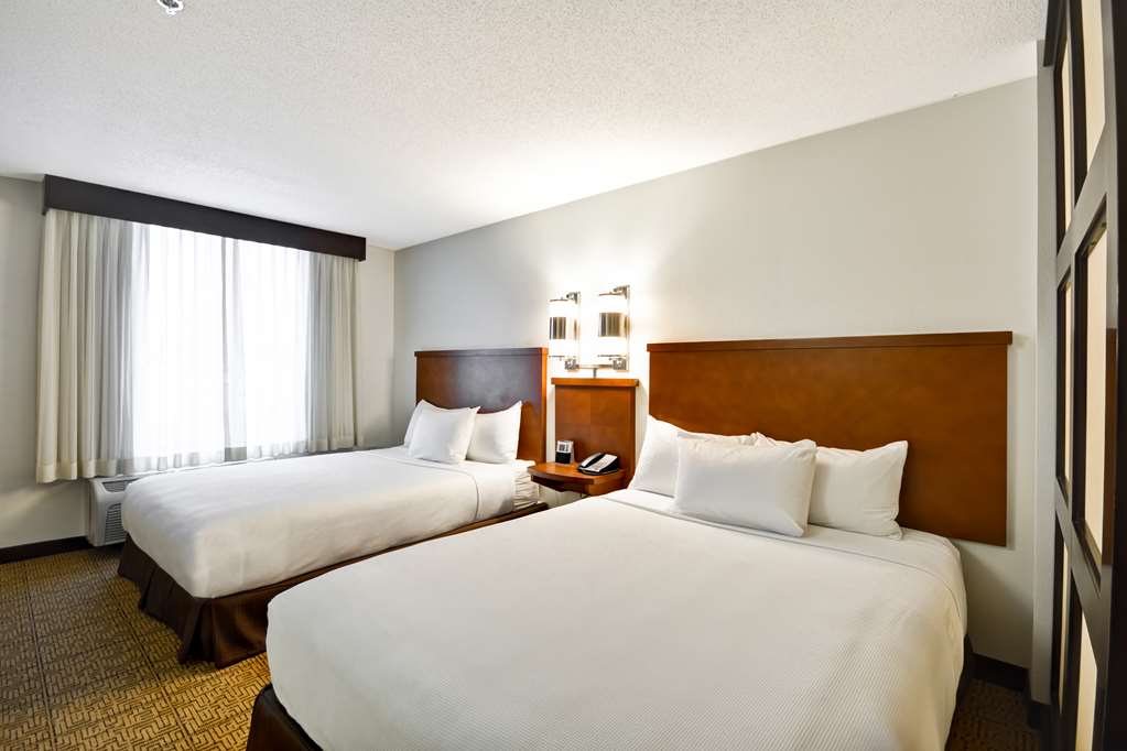 Hyatt Place Chicago Naperville Warrenville - photo 2