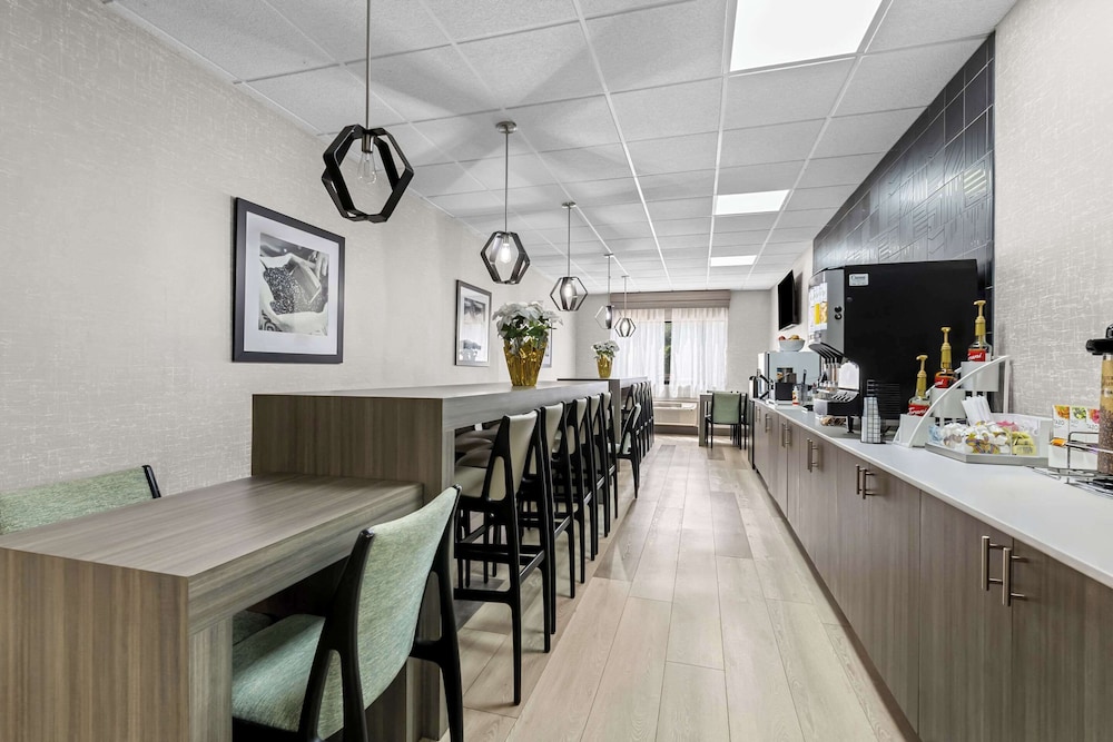 Clarion Pointe Franklin Nashville Area - photo 37