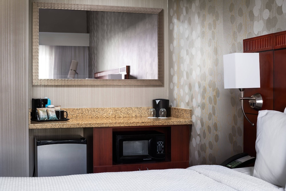 Courtyard by Marriott Novato Marin Sonoma - photo 9