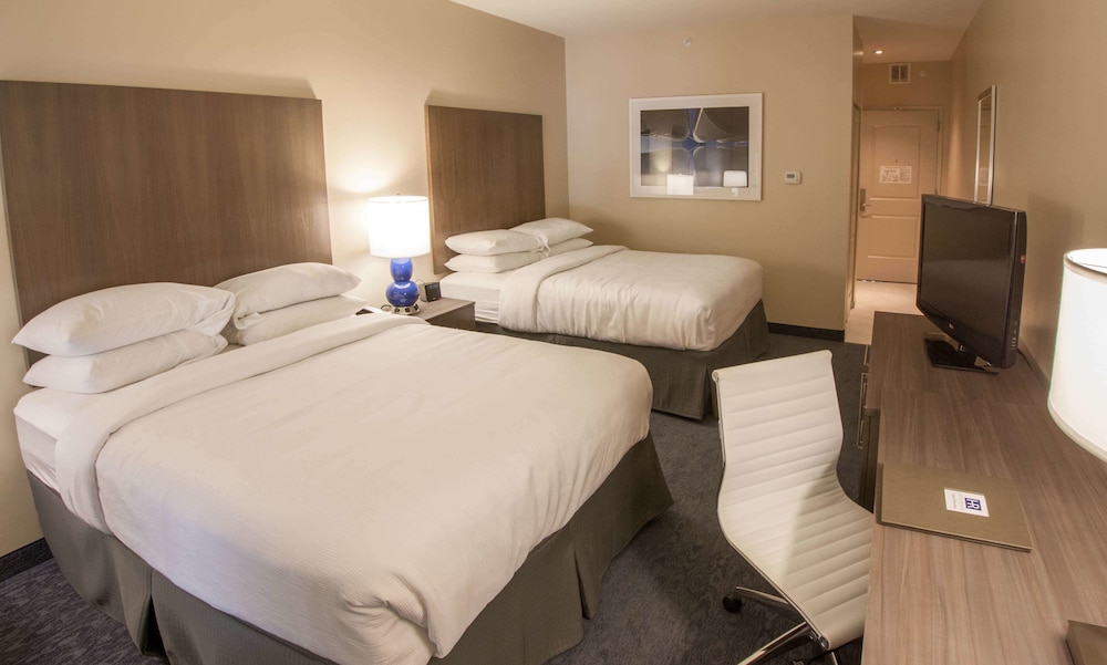 Hotel Renovo Des Moines Urbandale Tapestry Collection Hilton - photo 9