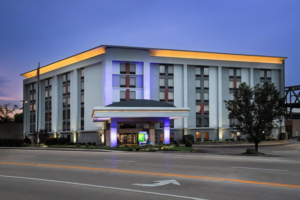 Holiday Inn Express & Suites Cincinnati Riverfront by IHG - photo 56