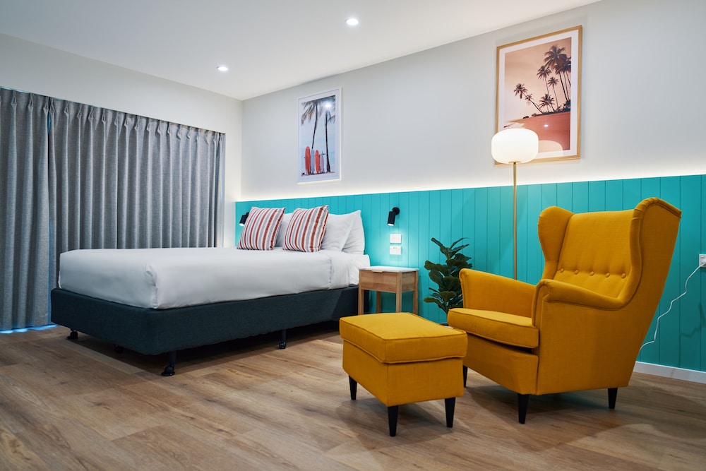 Red Star Palm Beach — hotel in Gold Coast